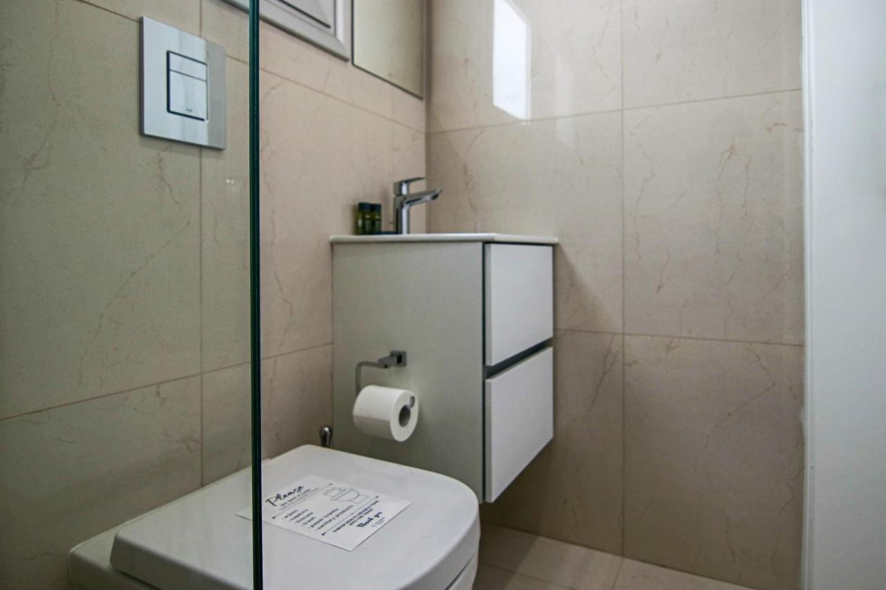 Phaedrus Living: Seaview Gold Flat Lighthouse 48 Appartement Paphos Buitenkant foto